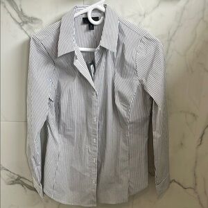Worthington Women’s  Striped Black and White Shirt NWT